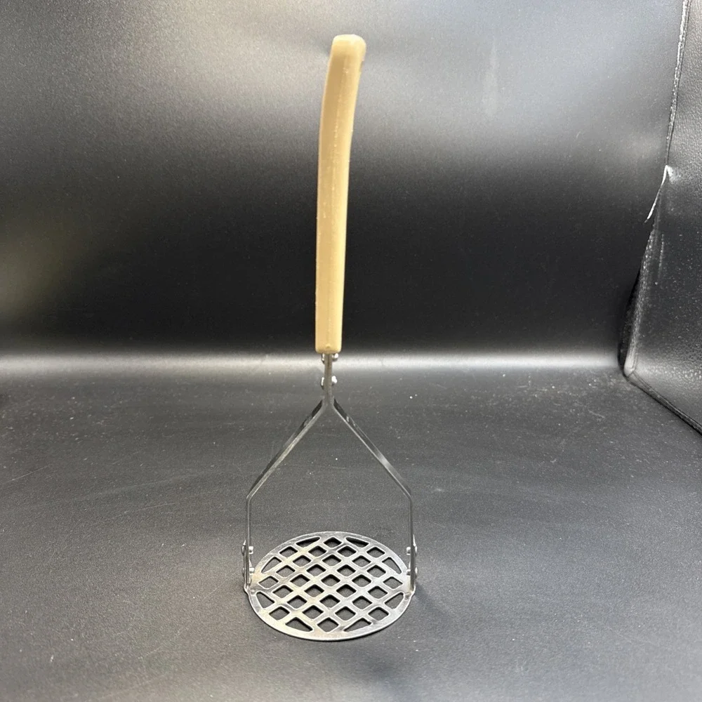 EKCO Potato Masher Stainless Steel Brown Plastic‎ Handle Made Japan
